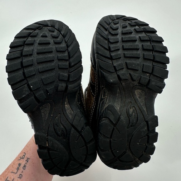 Stride Rite Rugged Ritchie Velcro Boots - Picture 7 of 9